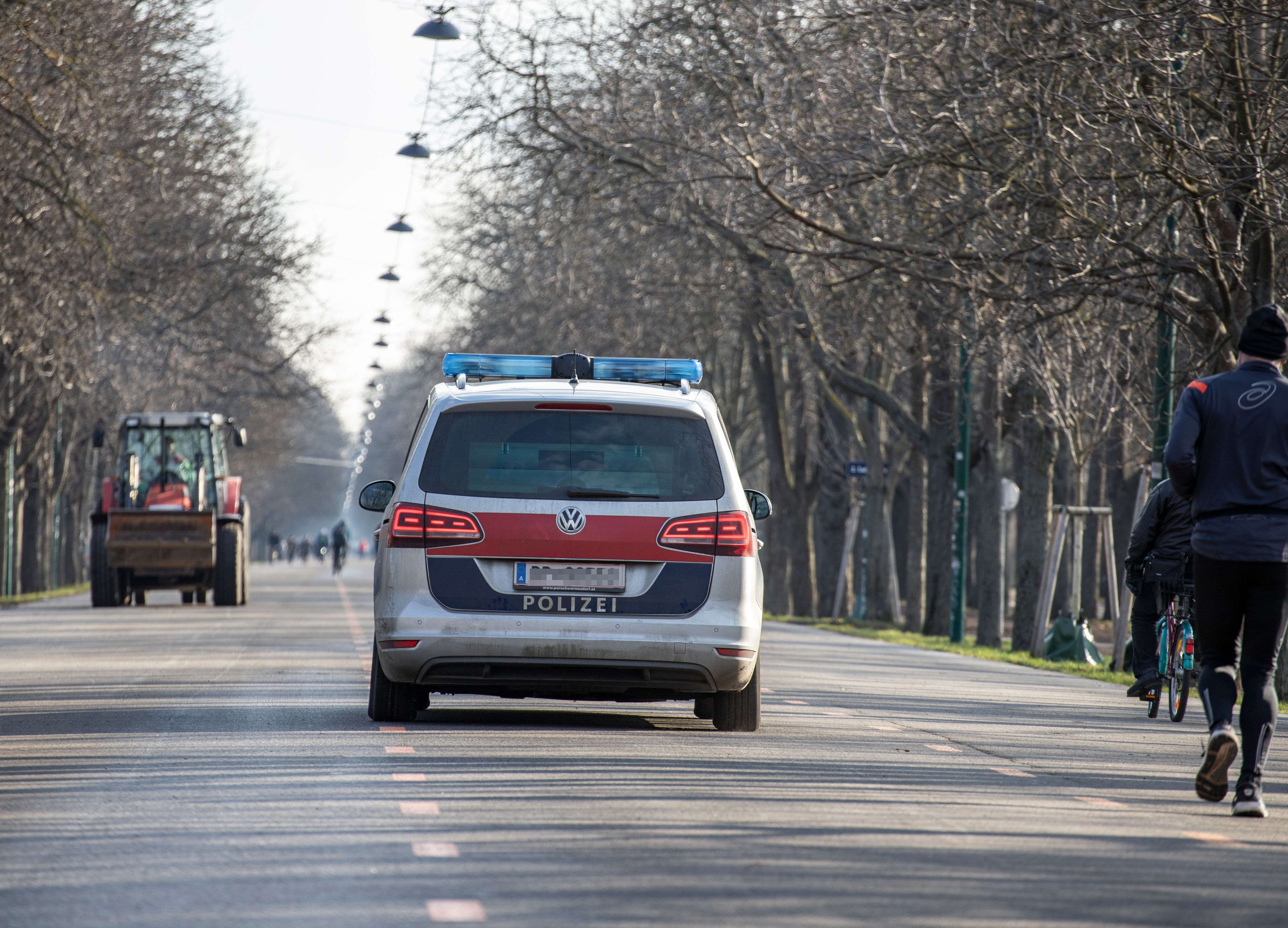 In der Prater Hauptallee in Wien soll der Autokonvoi der Impfgegner und Corona-Leugner starten.&nbsp;