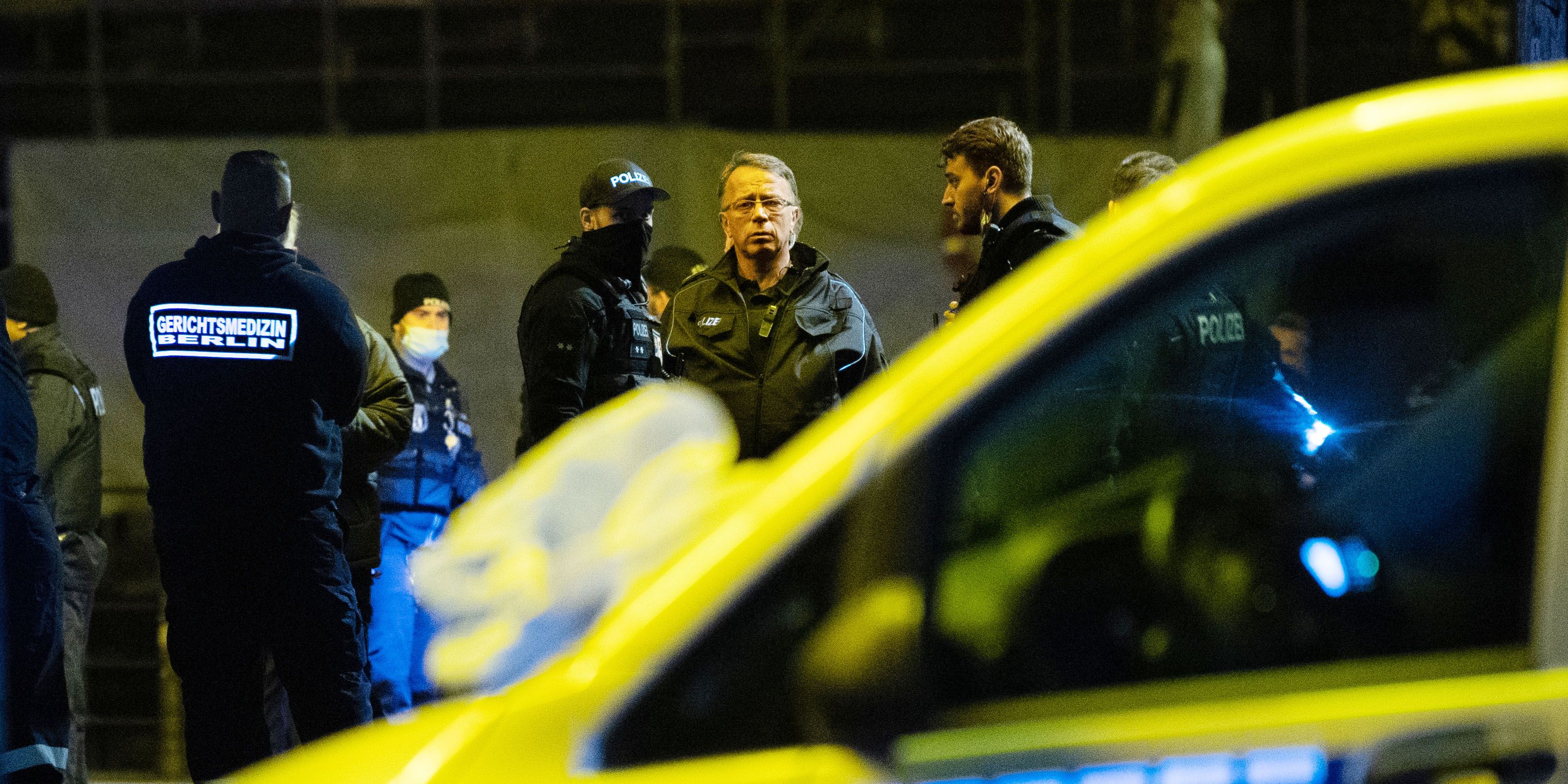 Polizei am Tatort im November