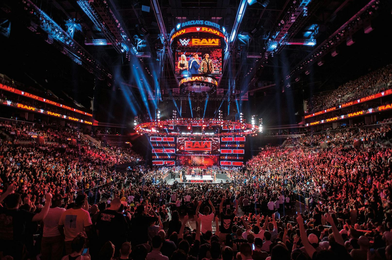 Bald wieder Normalität: Fans bei Wrestling-Events