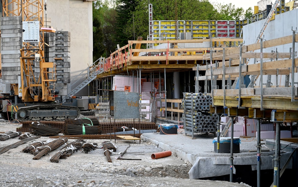 Baumaterialien fehlen oder sind viel zu teuer geworden.