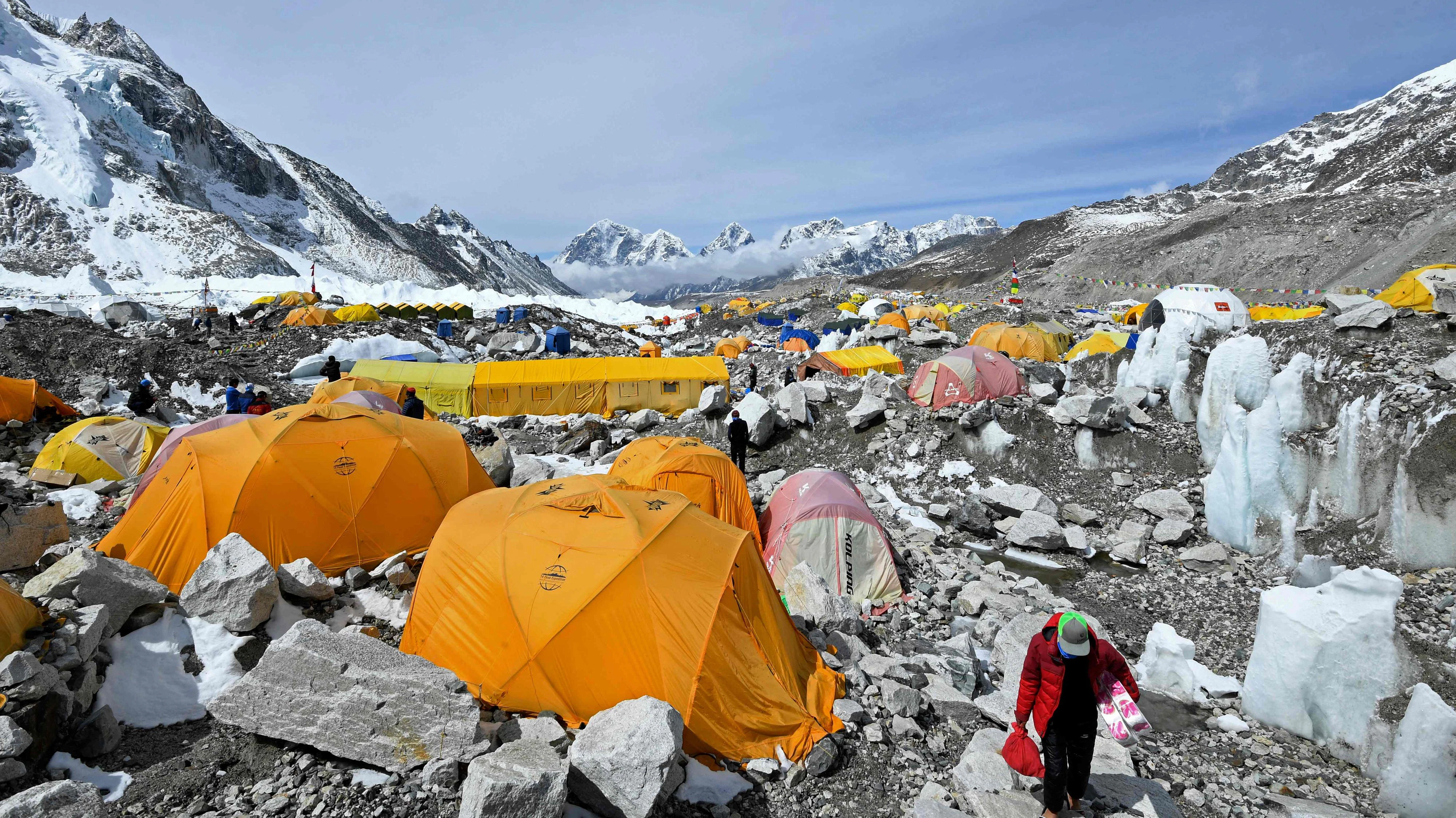 Im Basislager am Mount Everest soll es mehrere Corona-Fälle geben.
