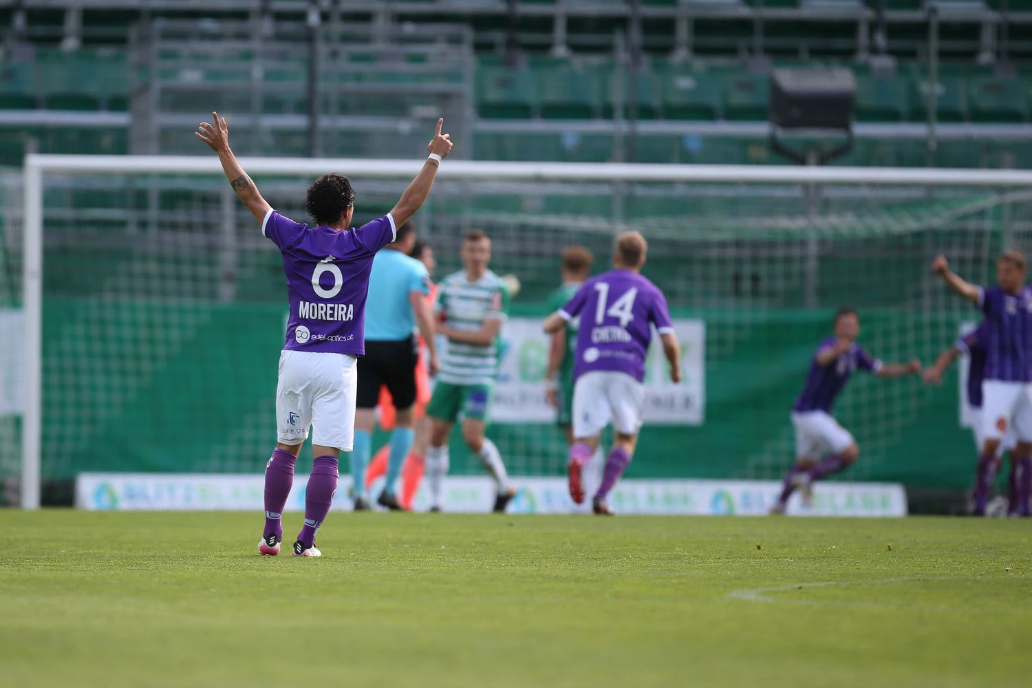 Austria Klagenfurt jubelt bei Rapid