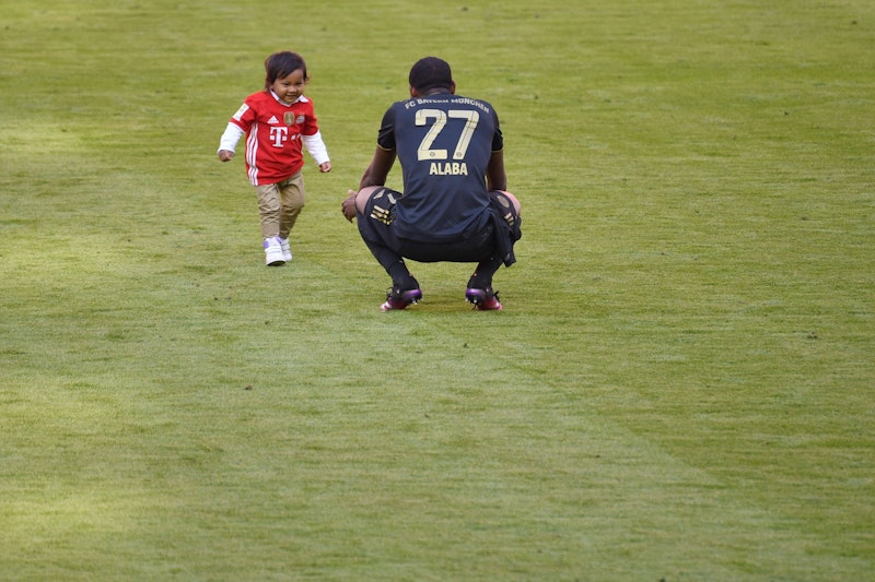 David Alaba mit seinem Sohn