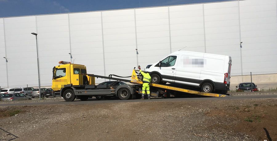 Der Fuhrpark eines eines Paketzustellers wurde beschlagnahmt.