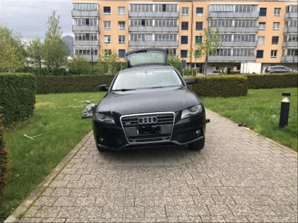 Das überfahrene Kind blieb unter dem Auto einer 38-jährigen Frau regungslos liegen.