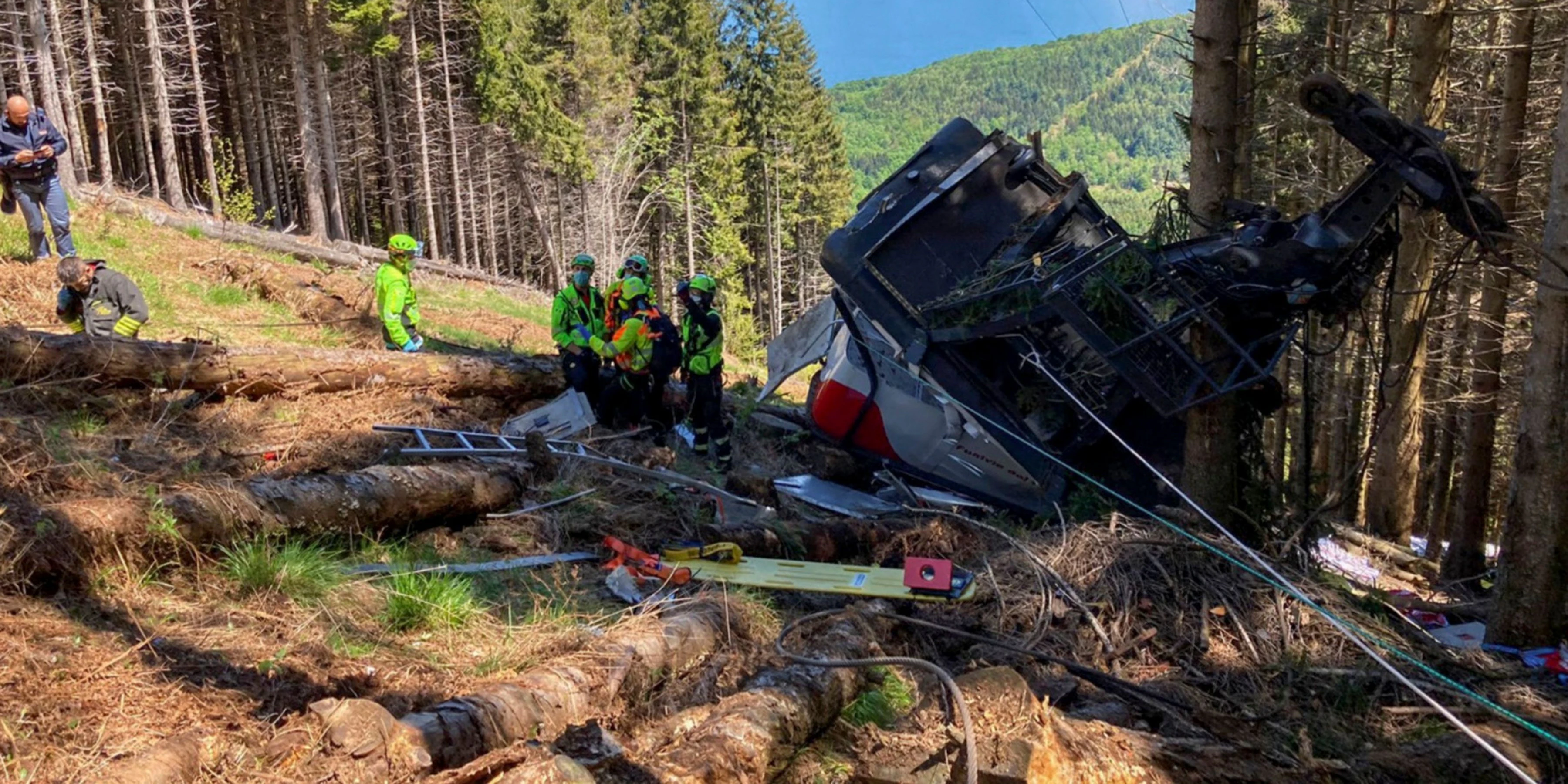 Im Piemont ist eine Seilbahnkabine abgestürzt, zwölf Menschen kamen dabei ums Leben.