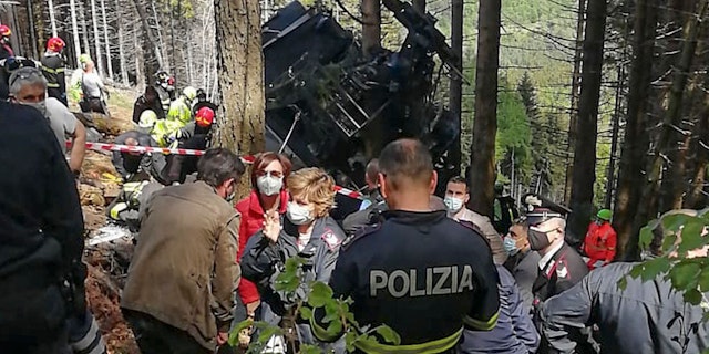 Seilbahnungluck In Italien Mittlerweile 14 Verdachtige Welt Heute At