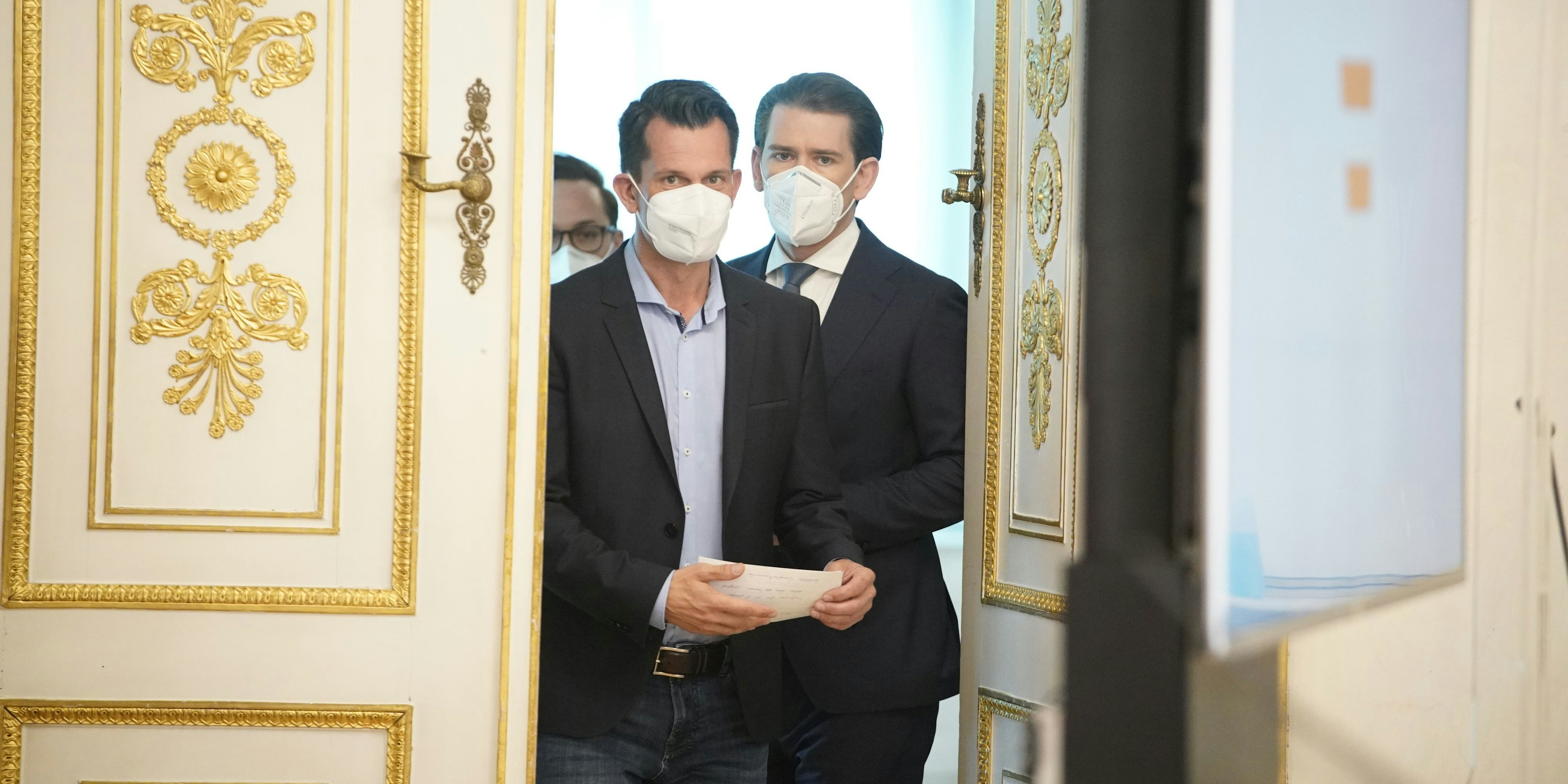 Wer ist beim Ankündigen schneller? Kurz oder Mückstein?