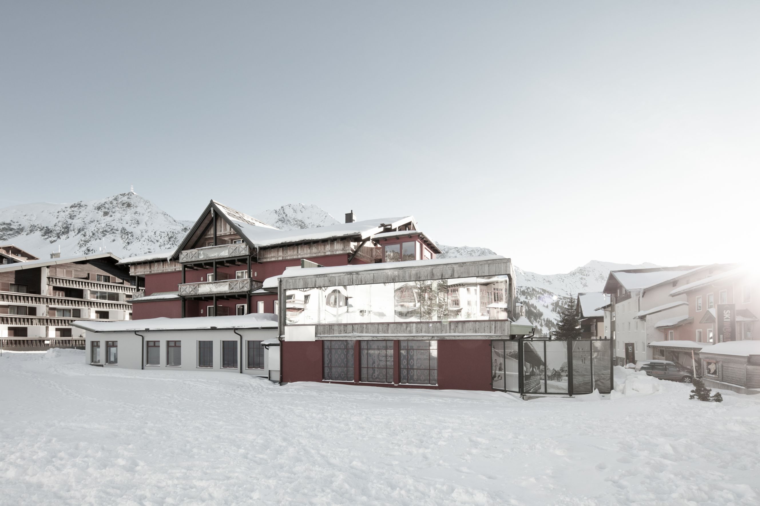 Zum exklusiven Wien-Besuch verlost JOSEF UND YUKI einen Winterurlaub in den Obertauern