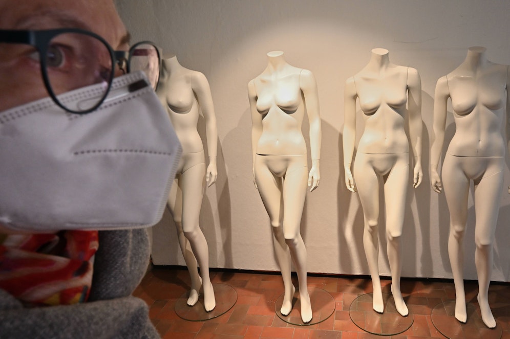 Mode-Shoppen ist derzeit wieder - mit Maske - möglich.