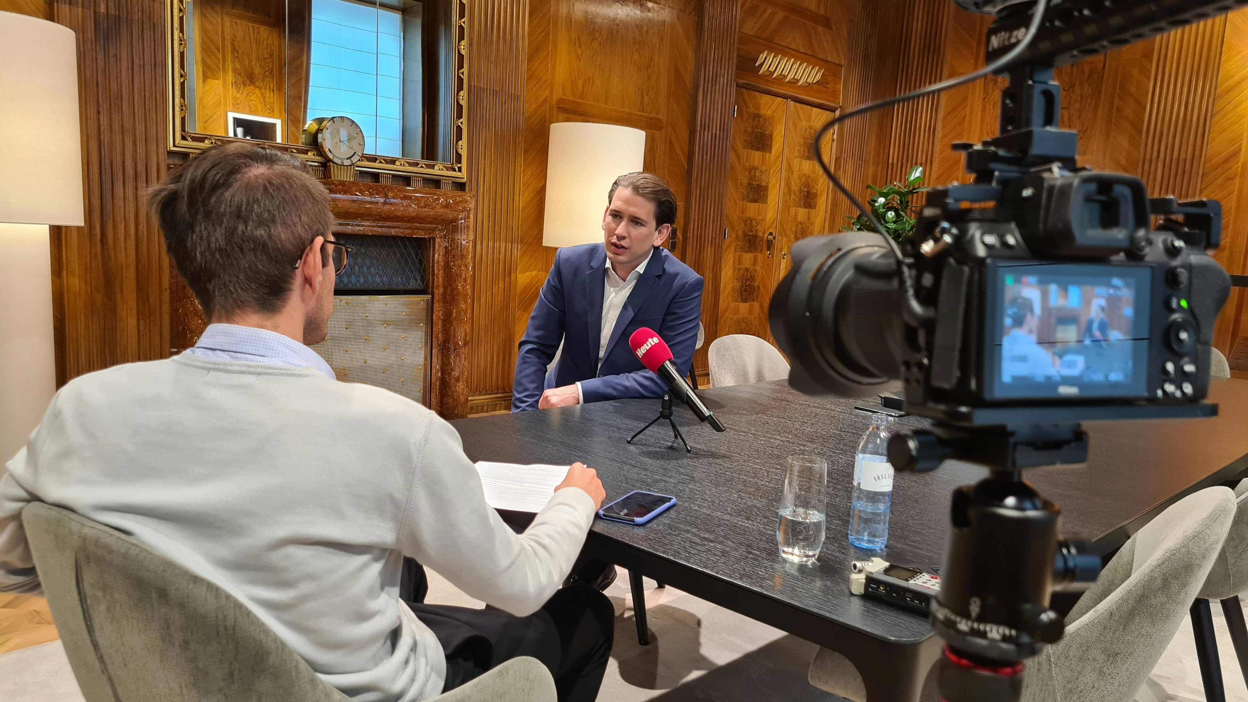 Bundeskanzler Sebastian Kurz (VP) im Gespräch mit Heute.at-Chefredakteur Clemens Oistric