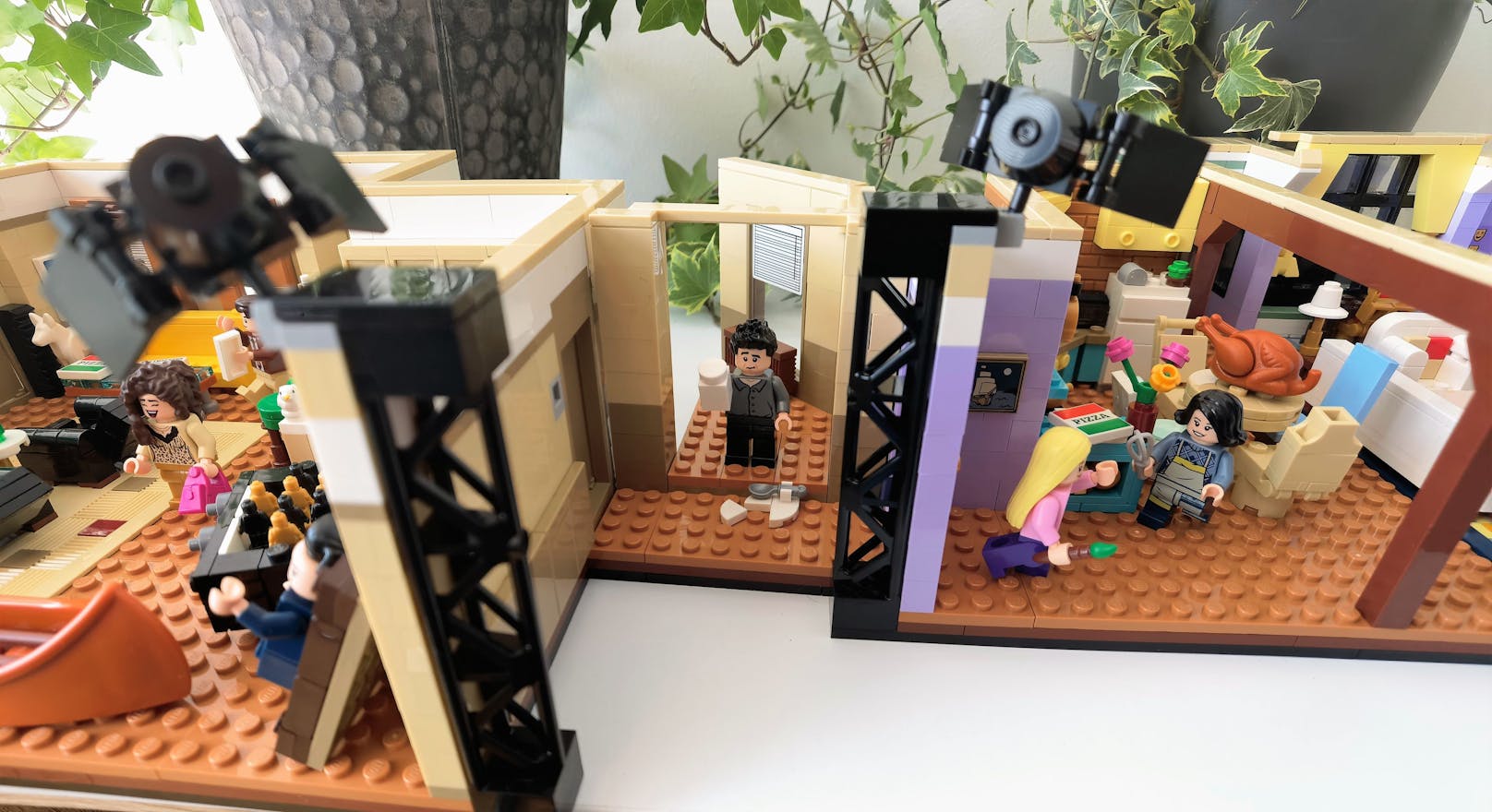 Für Fans jedenfalls ist "LEGO Friends Apartment" pure Baustein-Nostalgie Deluxe.