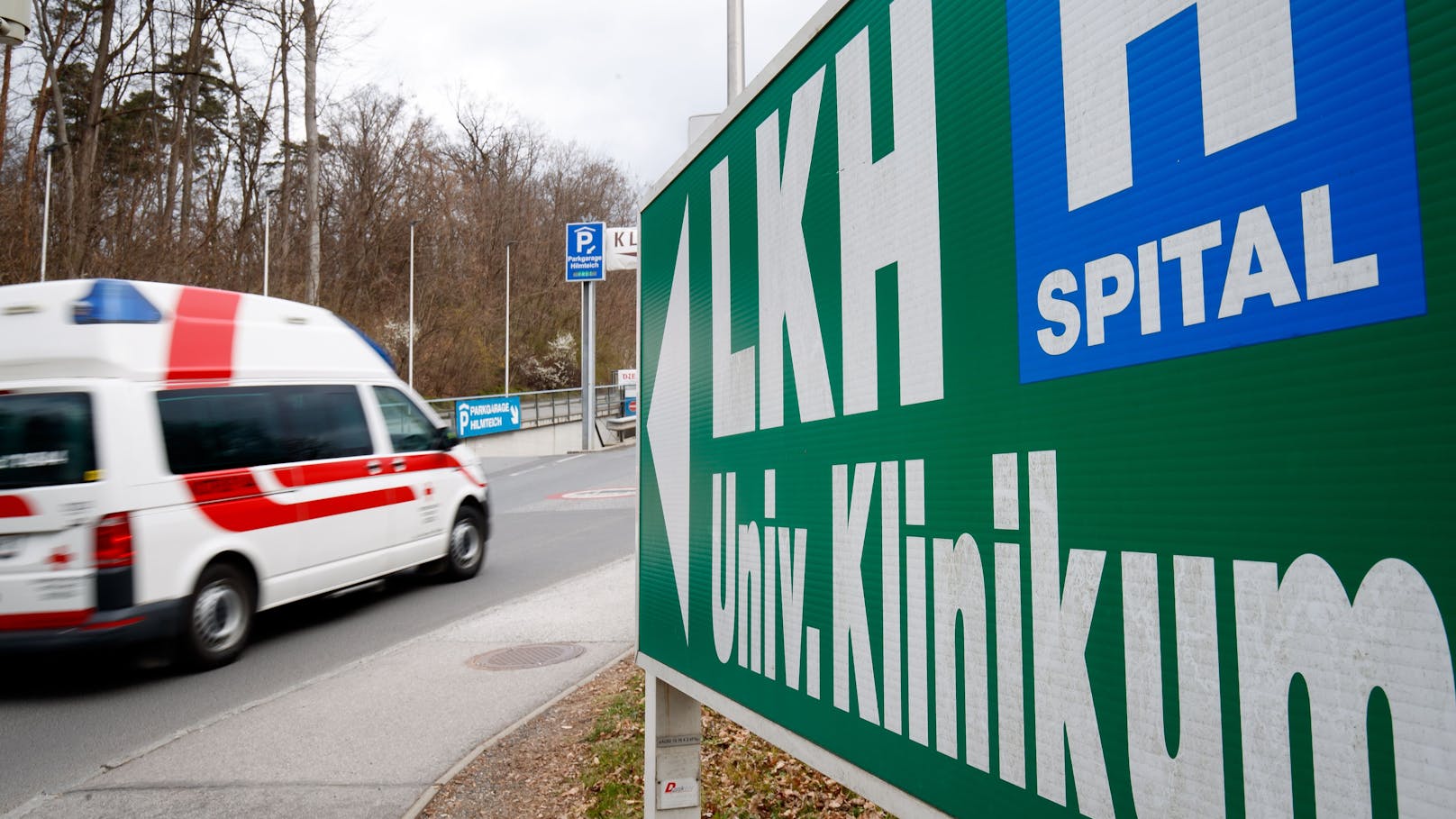 Der Mann wurde in das Grazer Krankenhaus eingeliefert.