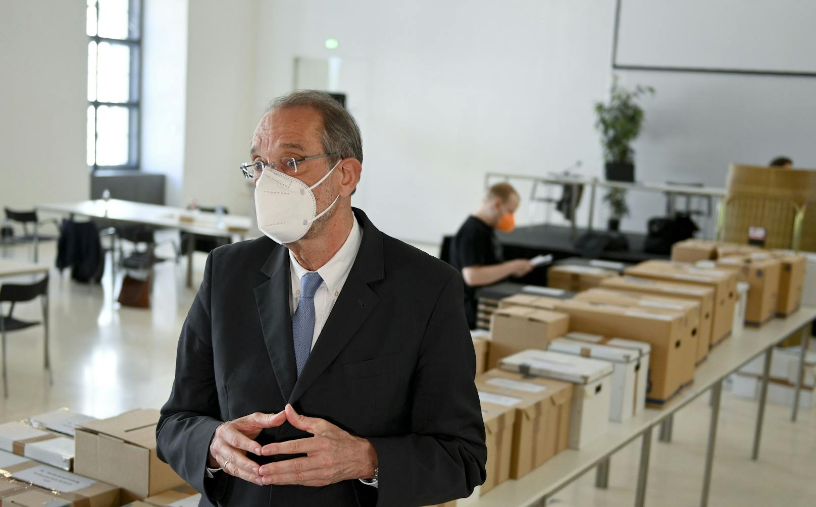 Wissenschaftsminister Heinz Faßmann (ÖVP) im Rahmen der Stimmauszählung der ÖH-Wahlen