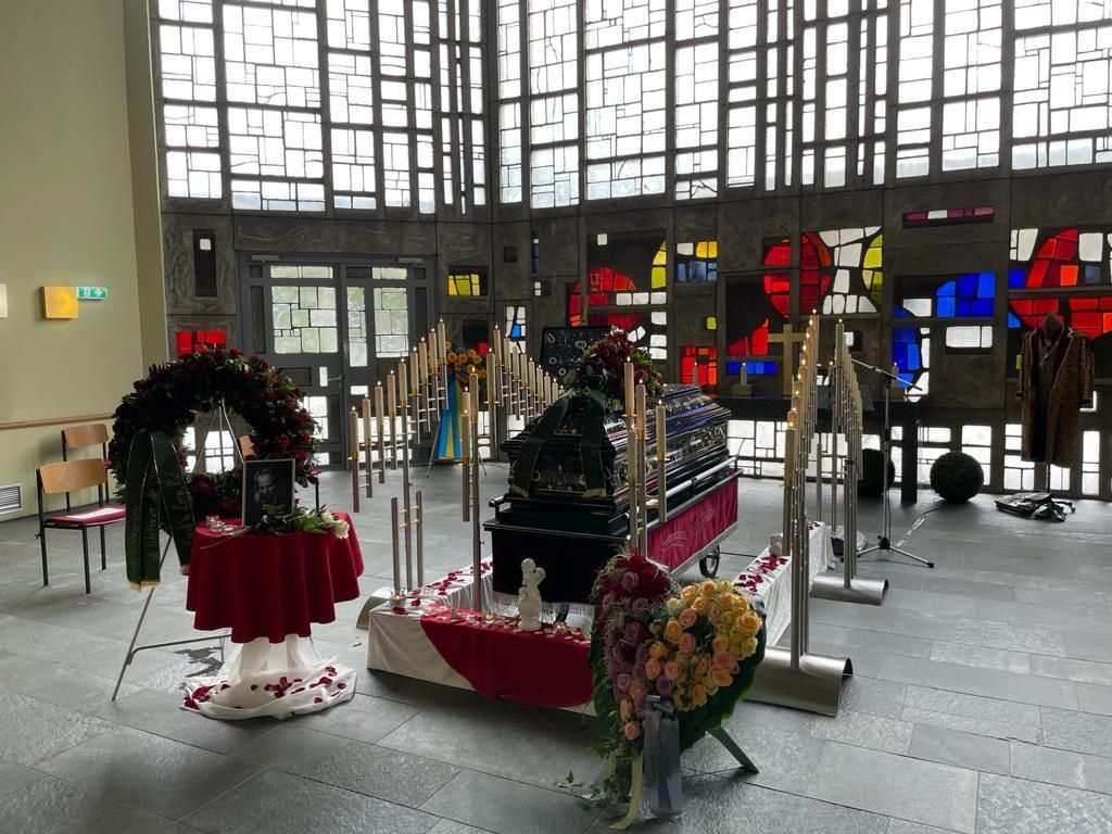 Begräbnis Alexander Bisenz