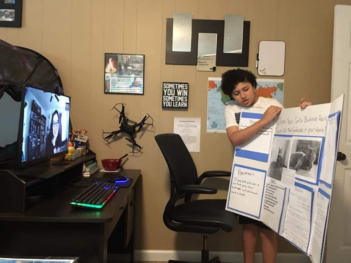Der 14-jährige Kaeden aus Florida machte ein besonderes Wissenschafts-Experiment für die Schule. 