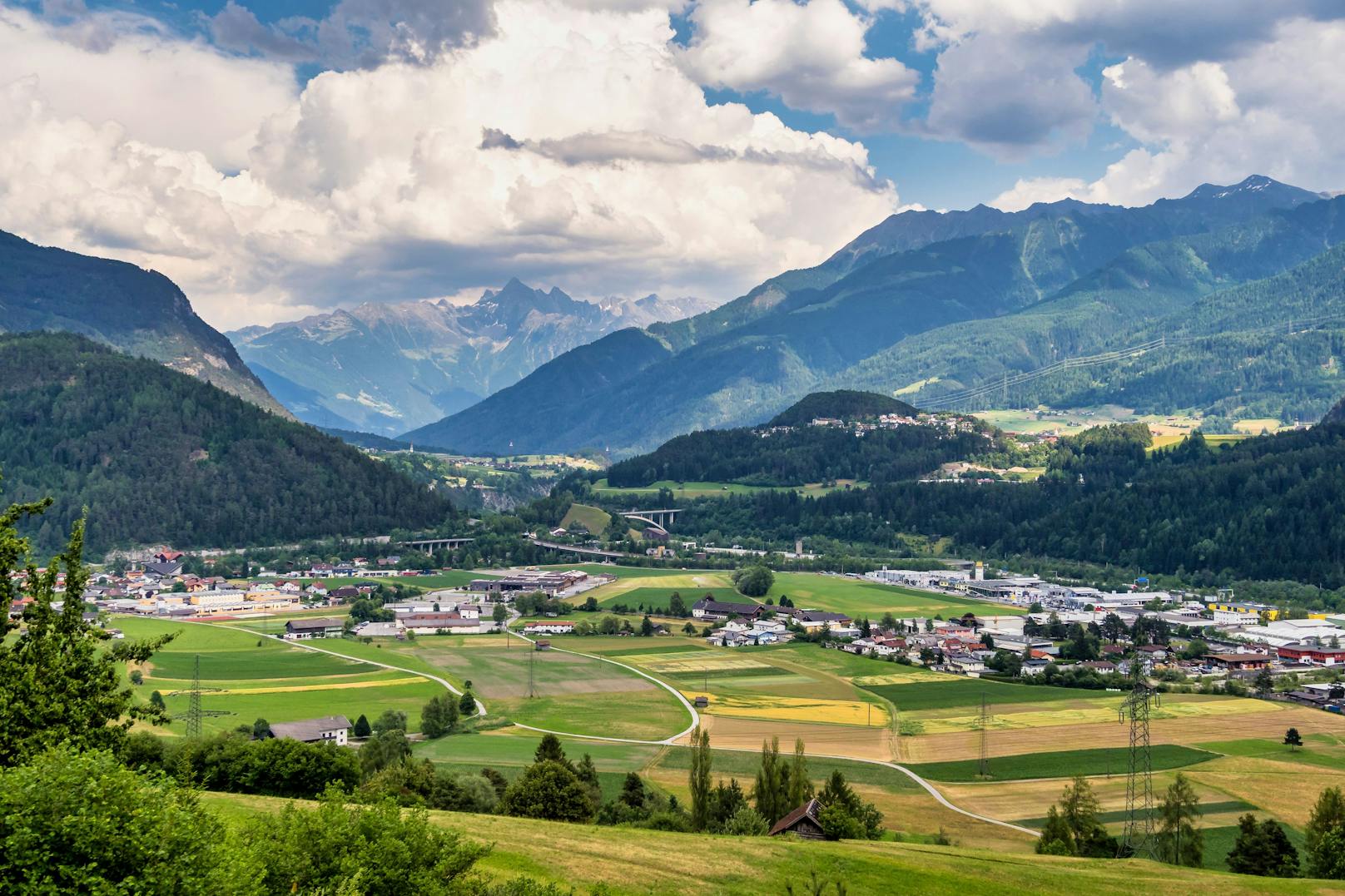 <strong>Imst - 19,8°C!</strong> Die Stadtgemeinde in Tirol bietet jede Menge Natur und Kultur.