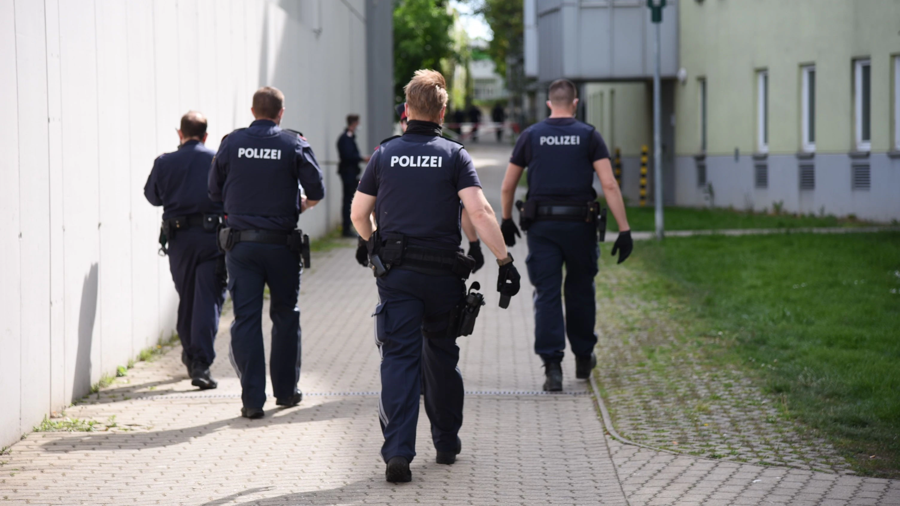 Polizei-Einsatz bei der Svetelskygasse in Wien-Simmering 