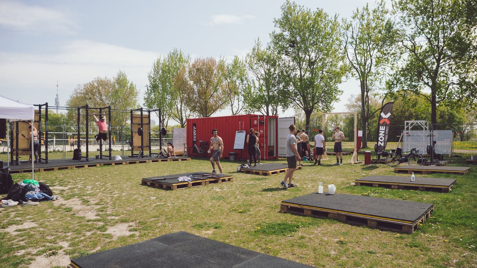 Der großzügige Trainingsbereich der Outdoor Zone auf der Wiener Donauinsel.&nbsp;