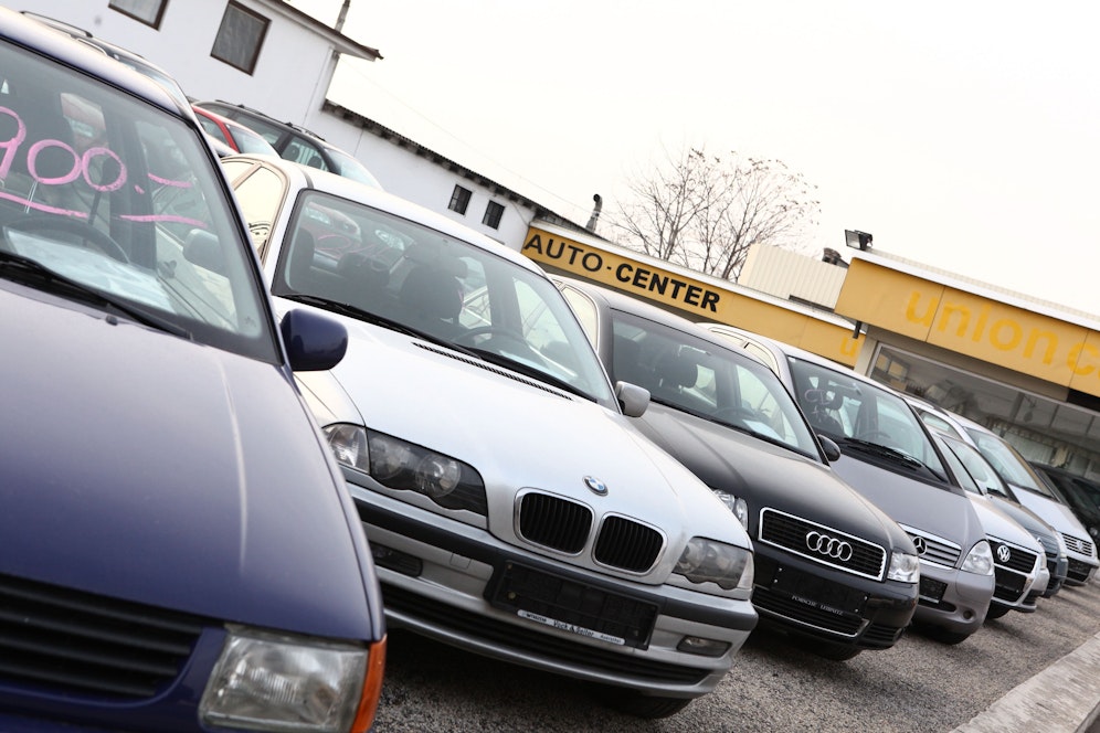 Ein Gebrauchtwagenhandel. (Symbolbild)