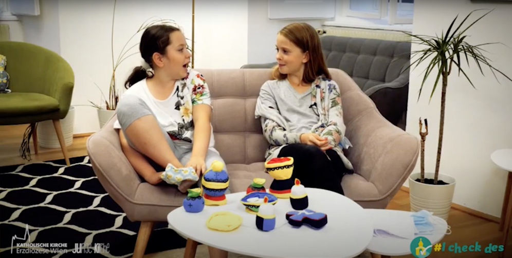 Schwierige Fragen werden in den Clips mit und für Kinder einfach erklärt.