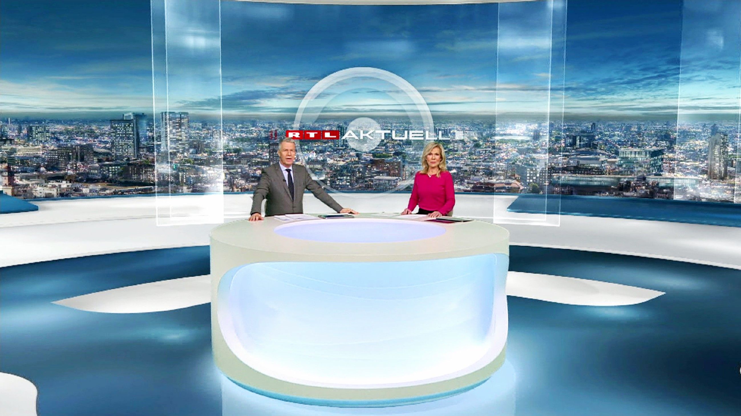 Peter Kloeppel und Ulrike von der Groeben.