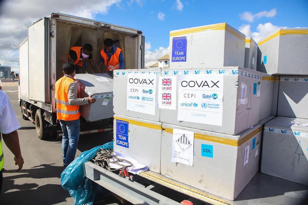 Die Covax-Initiative hat es sich zur Aufgabe gemacht, dass ärmere Länder Zugang zu Corona-Impfstoff erhalten.
