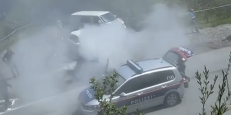 Dichte Rauchschwaden am Pyramidenkogel