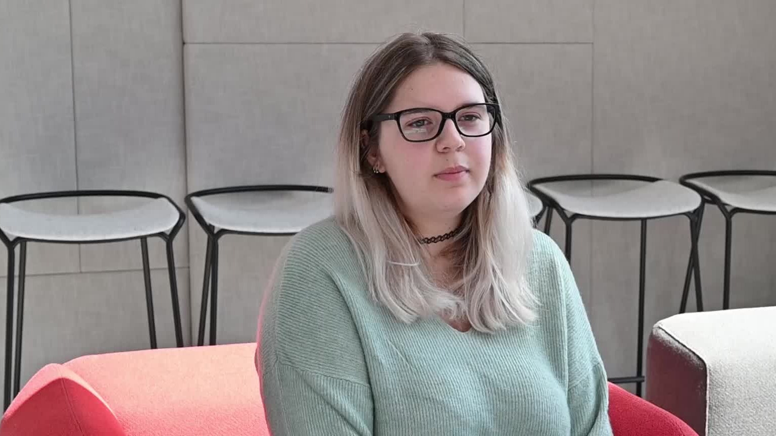 Kerstin (20) leidet an Long Covid.