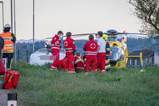 Unfall im Bezirk Melk: Einsatzkräfte vor Ort