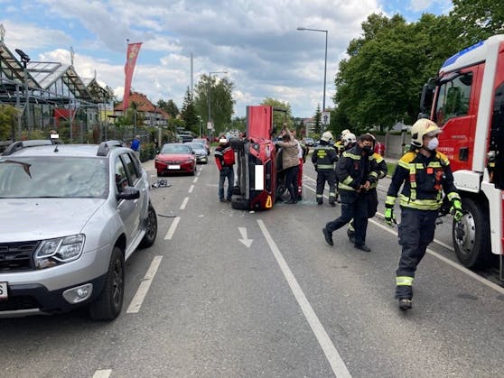 Am Montag (31. Mai 2021) kam es in Wien-Penzing zu einem schweren Verkehrsunfall.