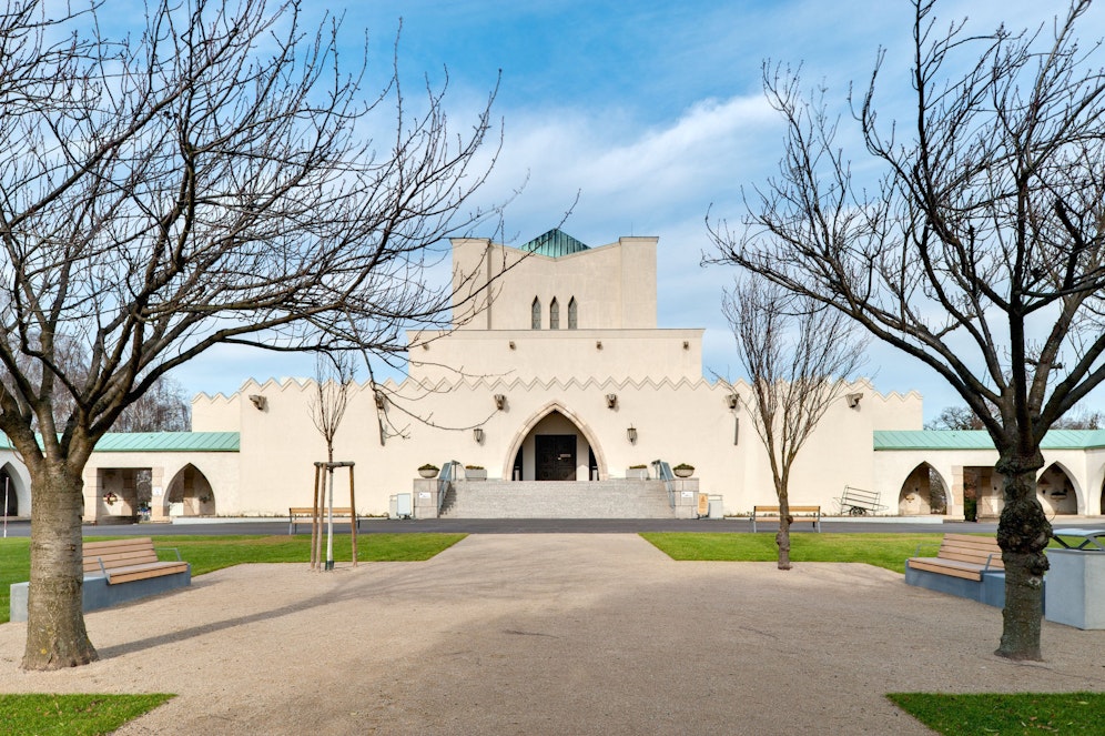 Die Feuerhalle von Clemens Holzmeister aus dem Jahr 1922 soll erweitert werden.