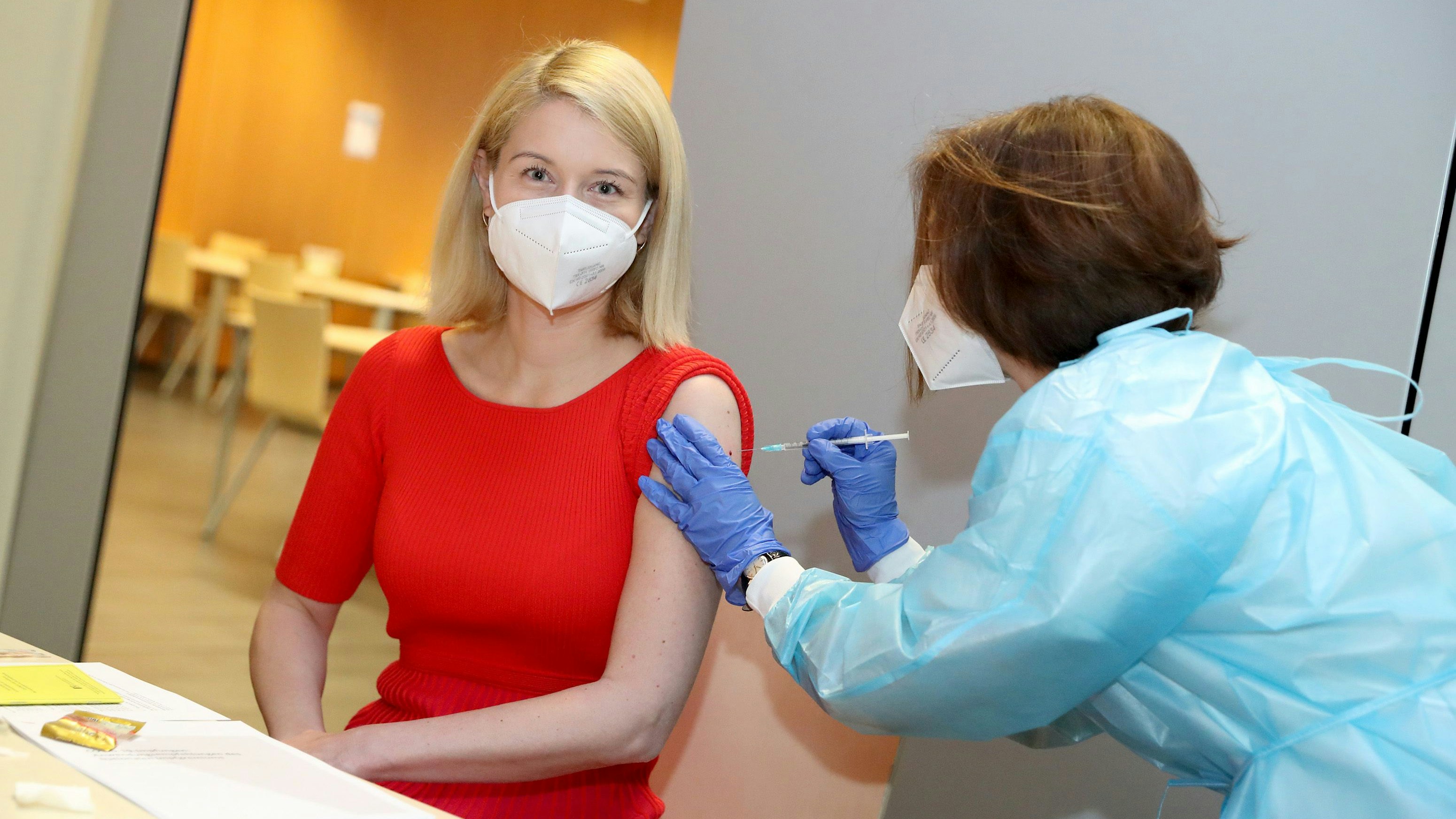 Auch LH-Vize Christine Haberlander wurde nun erstmals geimpft.