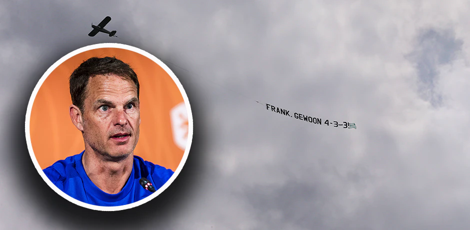 Ein Flugzeug schlug Frank de Boer die Taktik vor. 