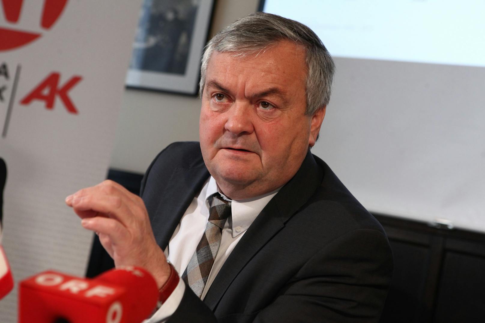 AKOÖ-Präsident Johann Kalliauer fordert mehr Geld für Arbeitnehmer.