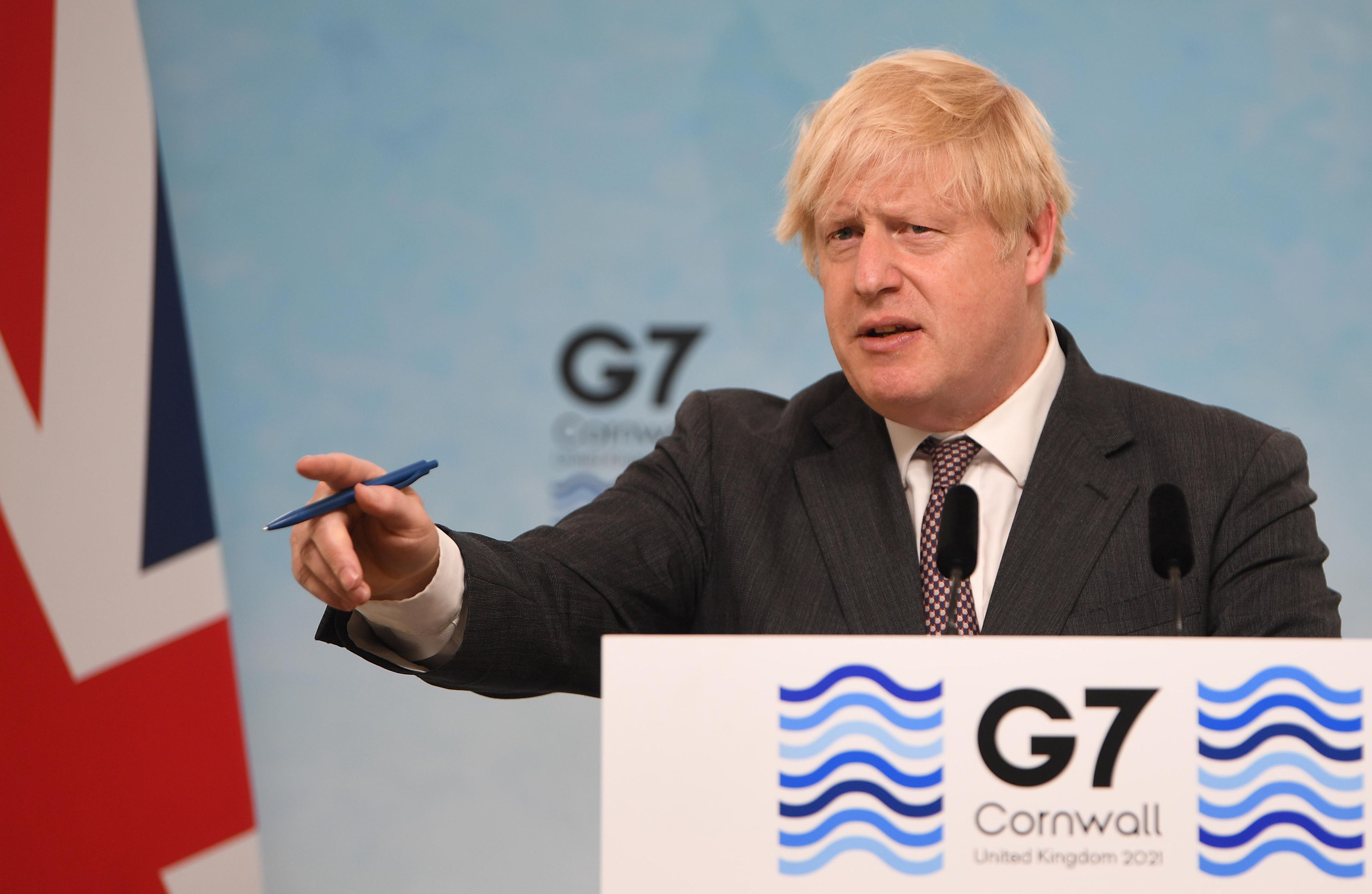 epa09267303 Britain's Prime Minister Boris Johnson gestures during a press conference on the final day of the G7 Summit in Carbis Bay, Cornwall, Britain, 13 June 2021. Britain held a G7 summit in Cornwall from 11 to 13 June 2021.  EPA-EFE/NEIL HALL / POOL