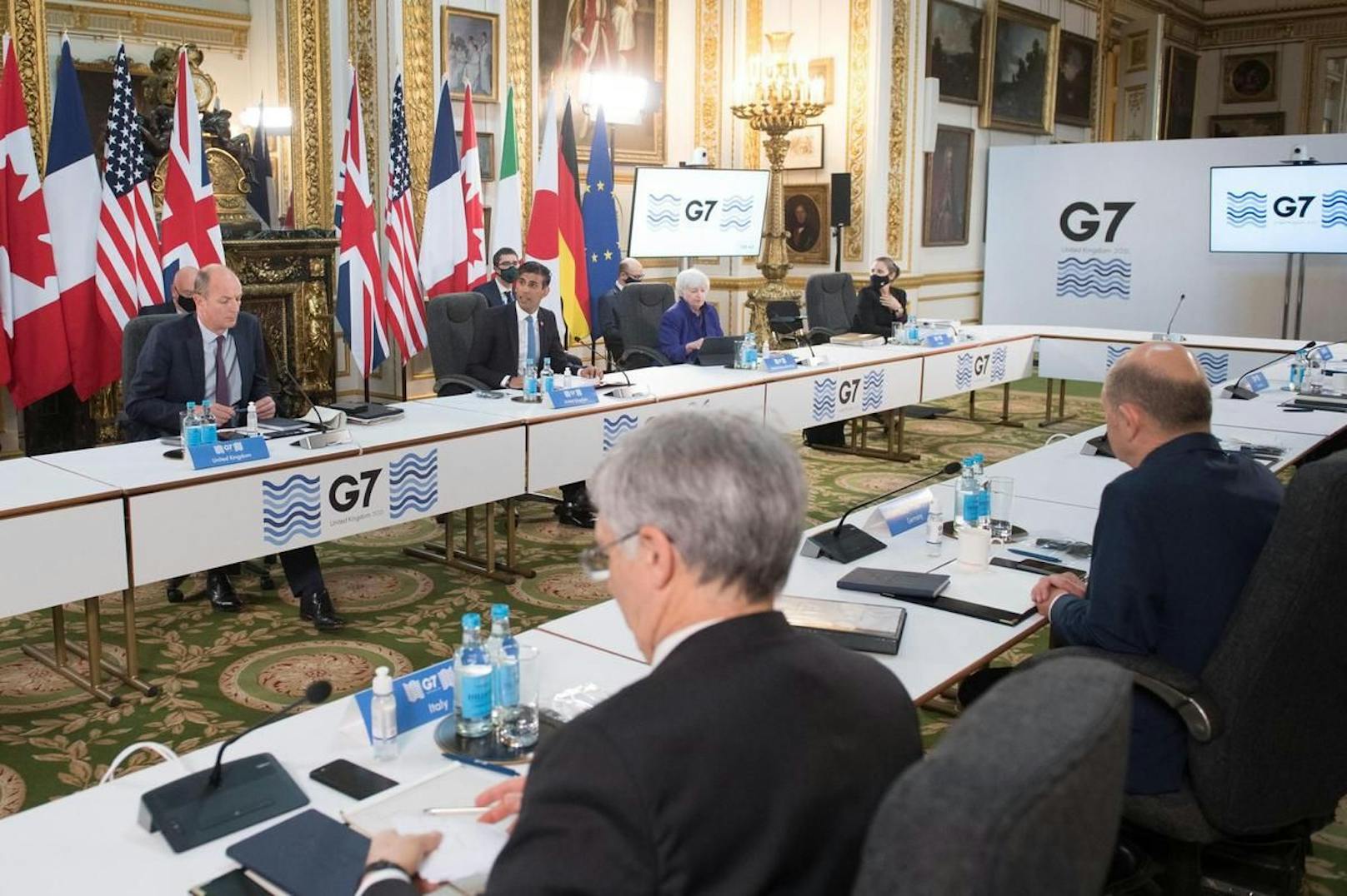 Auch die G7-Staaten wollen über zwei Milliarden Impfdosen an ärmere Länder abgeben.