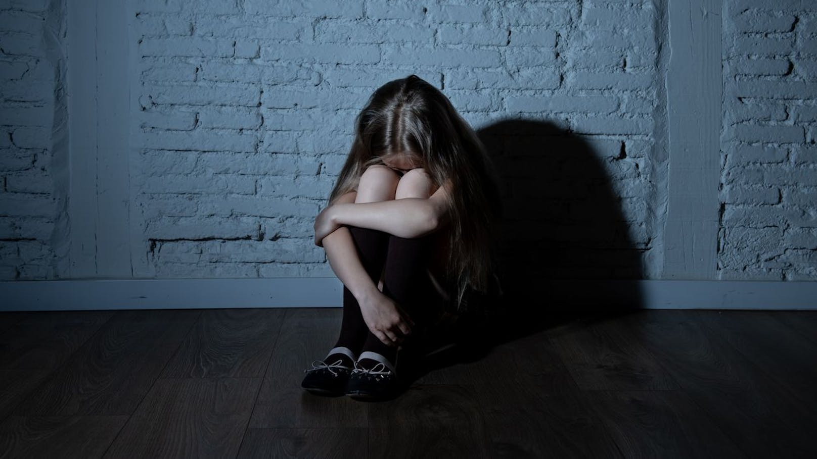 Ein 7-jähriges Mädchen wurde von einem Teenager missbraucht.
