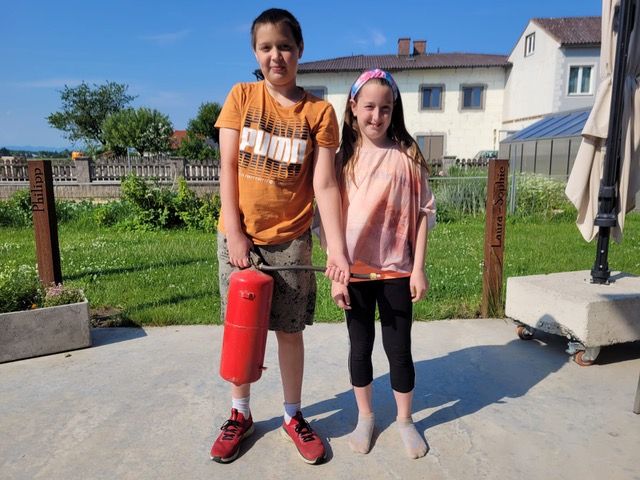 Reagierten sofort: Jungfeuerwehrmann Fabian Datzinger und seine Schwester Laura-Sophie