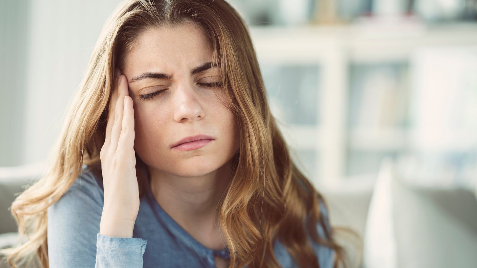 <strong>1. Kopfschmerzen</strong> sind das häufigste Symptom der Delta-Variante.