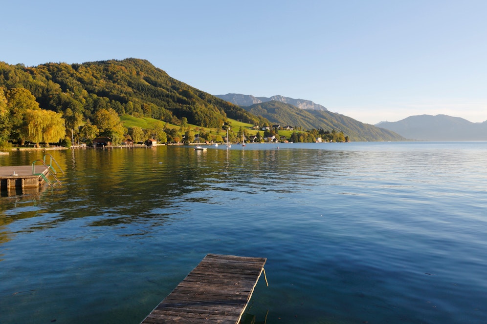 In Weyregg am Attersee kann man bedenkenlos weiterhin baden gehen. 