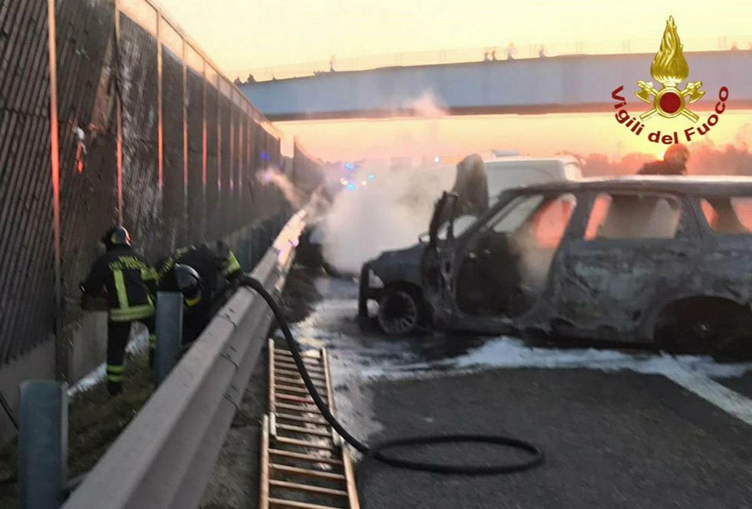 Die Täter flüchteten ohne Beute in Richtung Bologna.