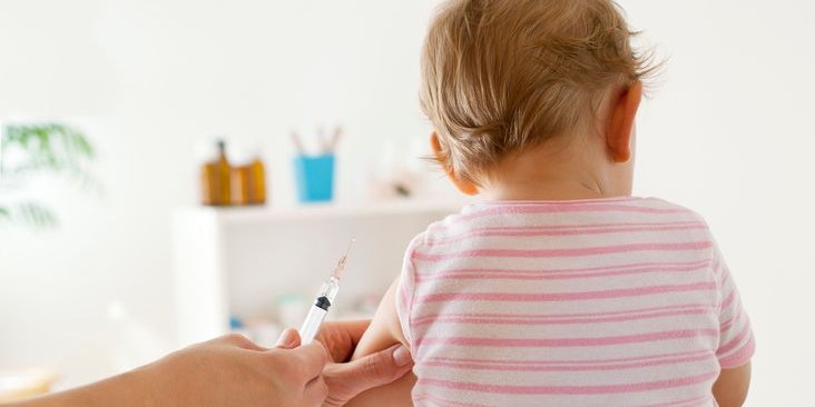 Wegen der Corona-Pandemie haben viele Eltern Impfungen verschoben.