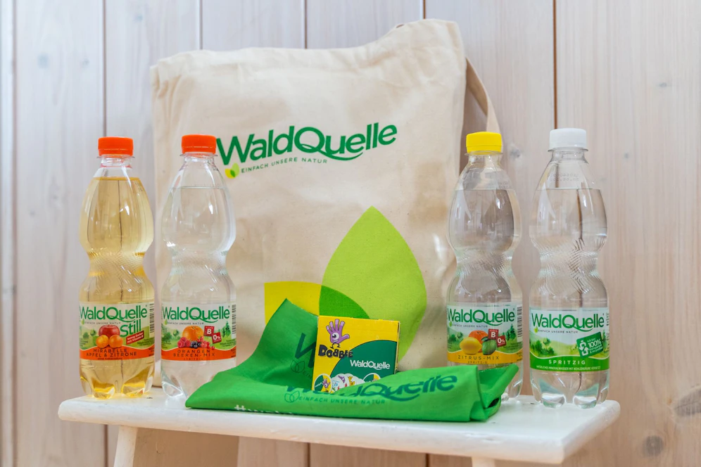 Mit ein wenig Glück kann einer dieser erfrischen-fruchtigen Goodie-Bags von Waldquelle bald dir gehören!