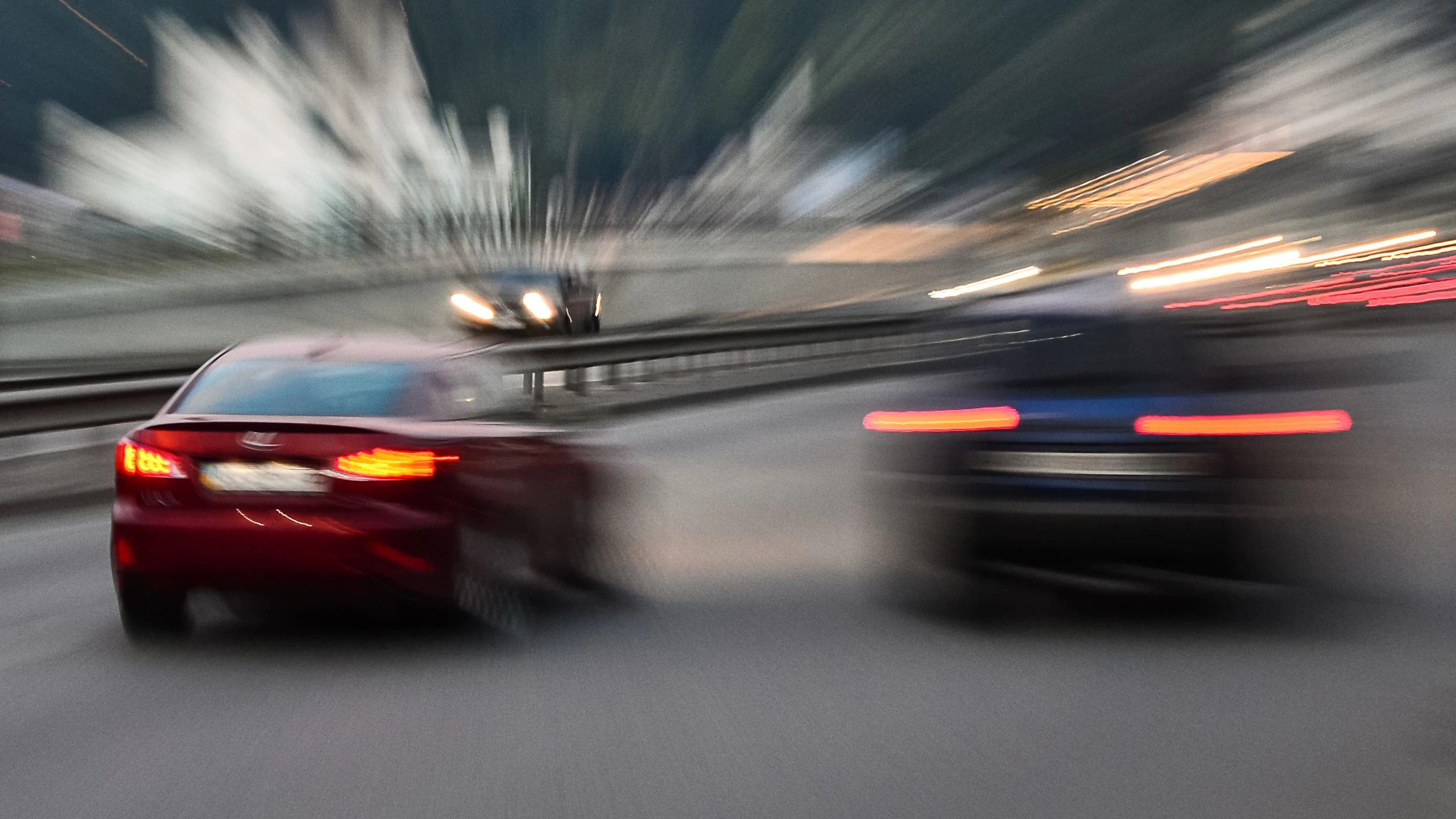 Teilnehmern von illegalen Straßenrennen wird nun der Kampf angesagt. Symbolbild. 