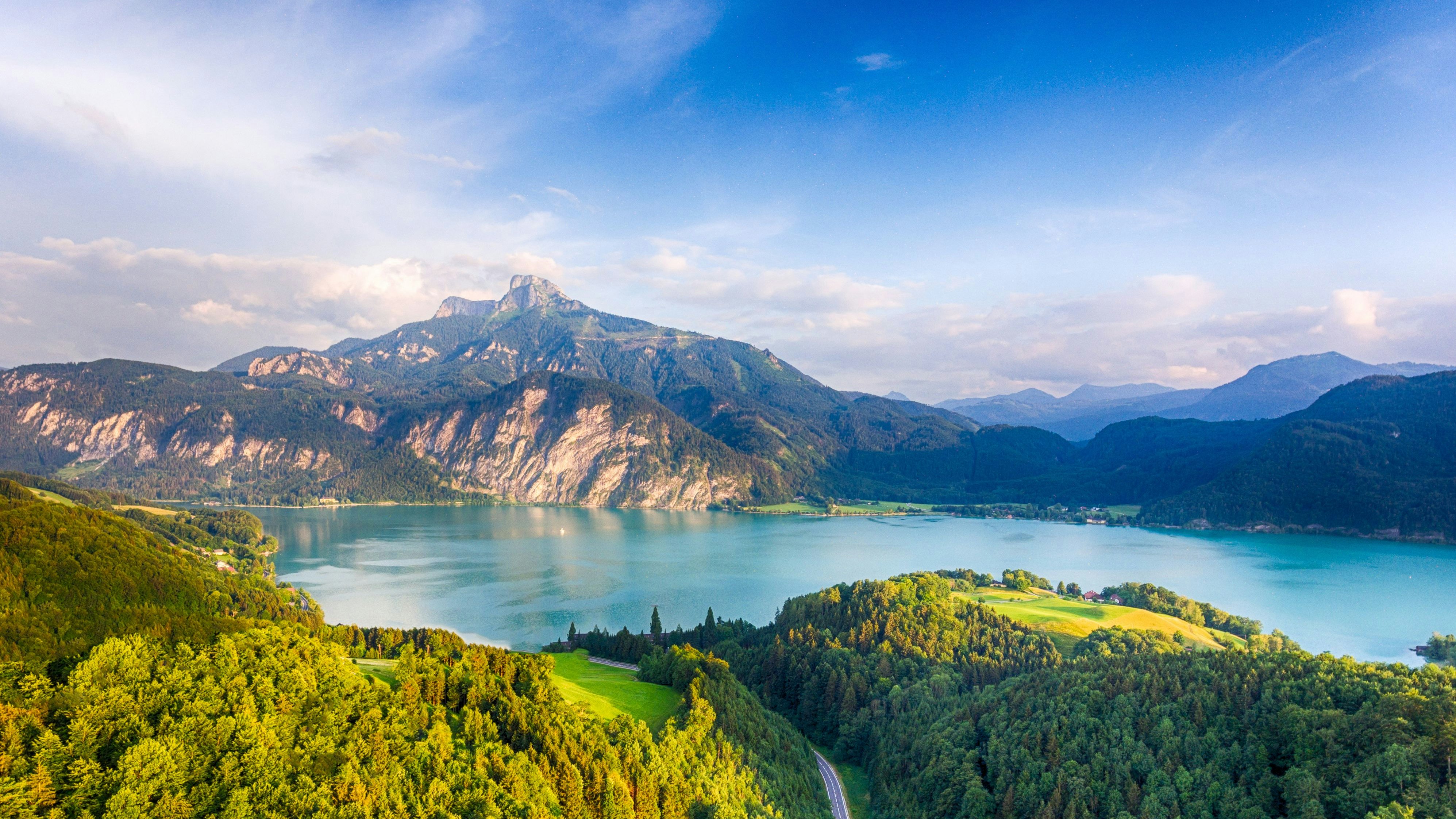 Heute.at - Einer Frau gehört der ganze Mondsee – Pächter zittern