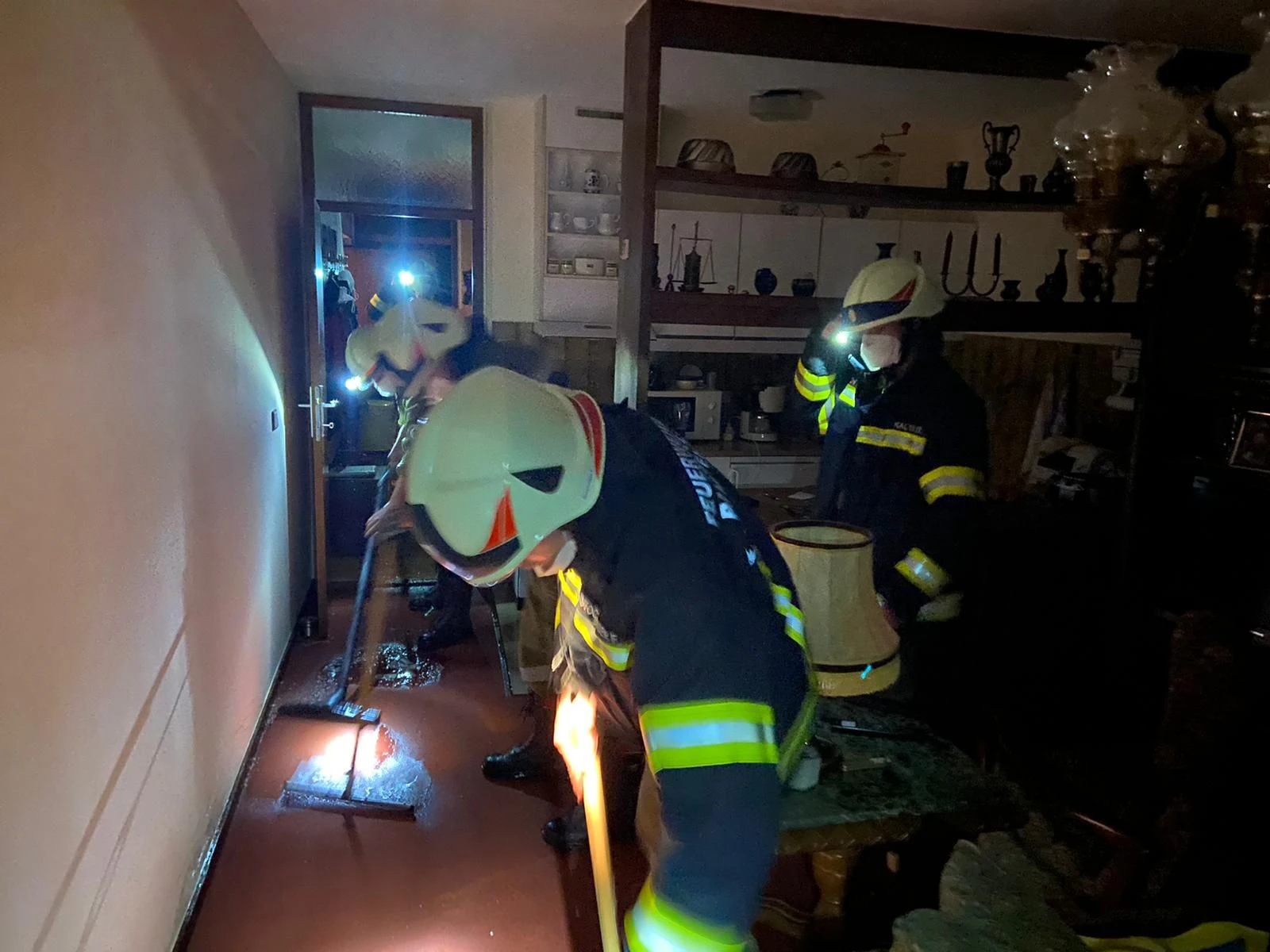 Der Schaden ist immens. In der Wohnung zu wohnen, daran ist aktuell nicht zu denken.