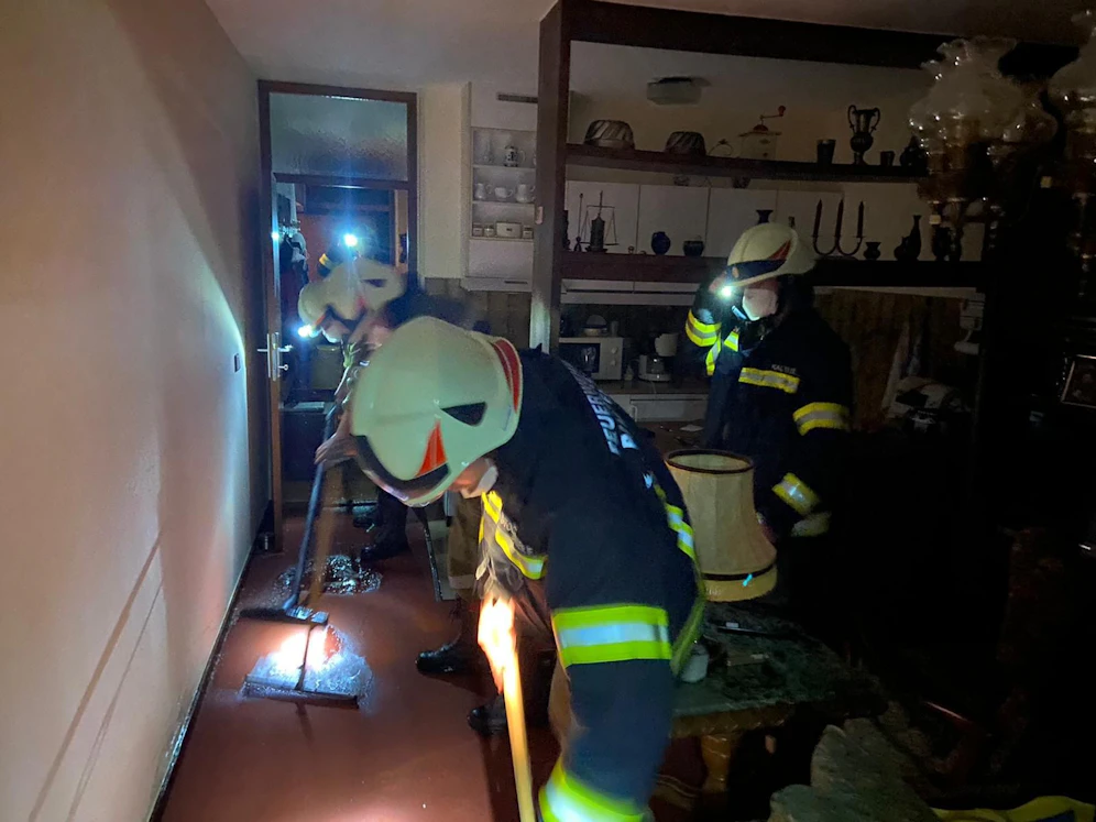 Der Schaden ist immens. In der Wohnung zu wohnen, daran ist aktuell nicht zu denken.
