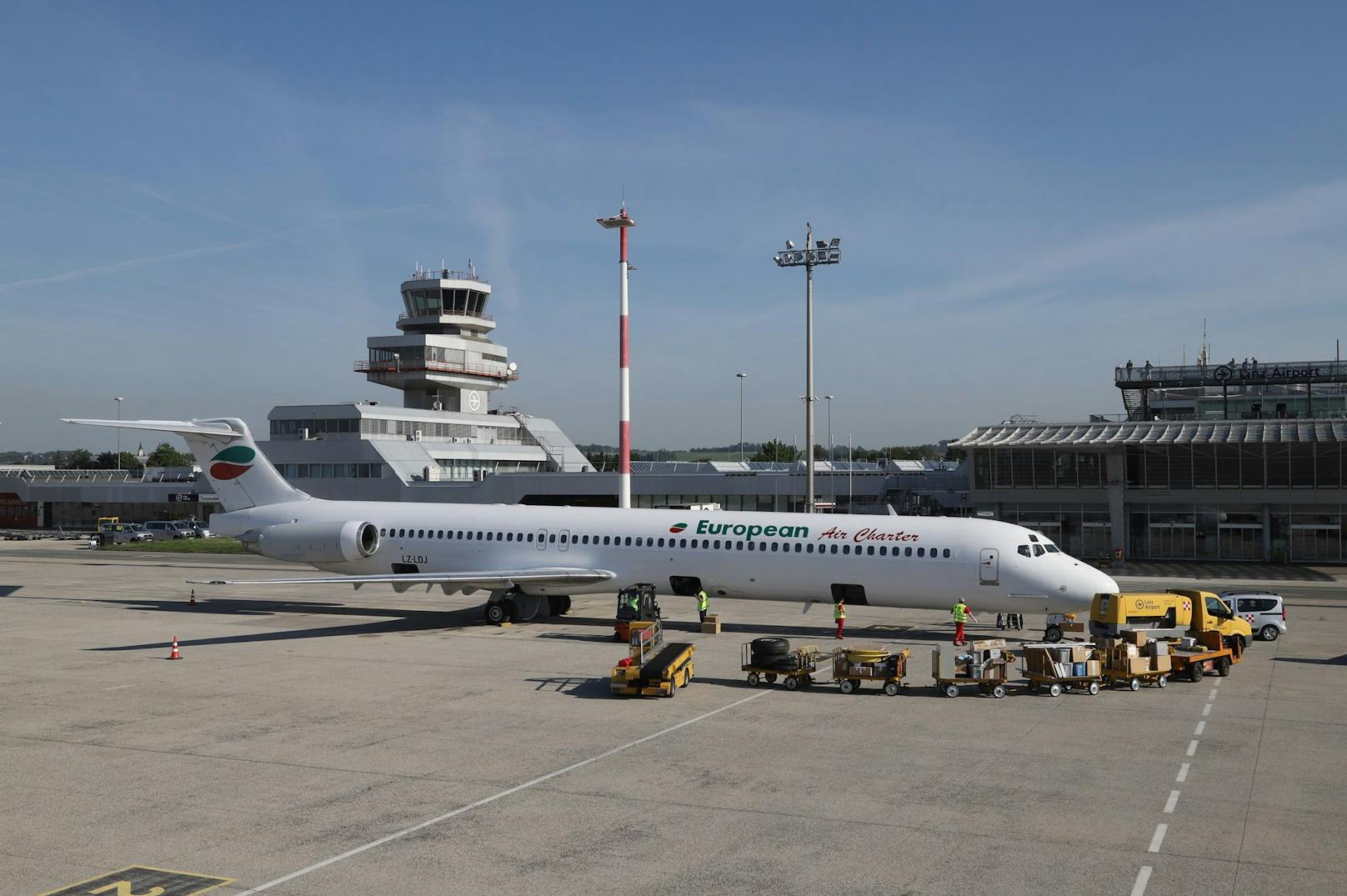 Am Mittwoch startete der erste Charter-Jet vom Linzer Flughafen Richtung Kreta.