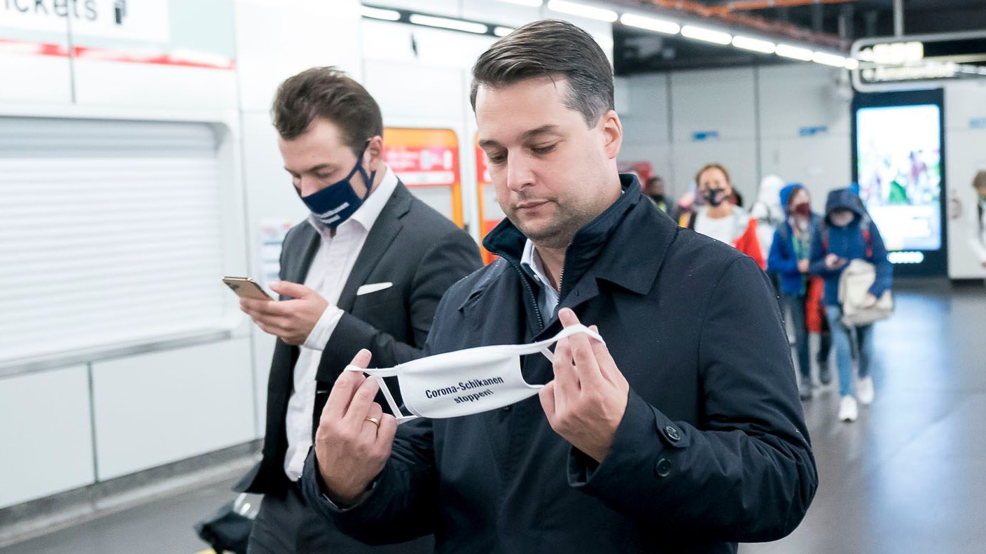 Dominik Nepp will Aus für Maskenpflicht und 3G-Regel.